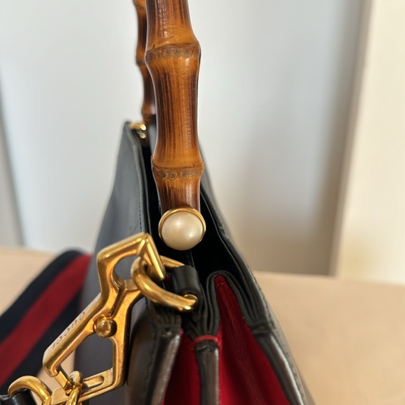 - Authentic Gucci bag - Picture 9 of 16